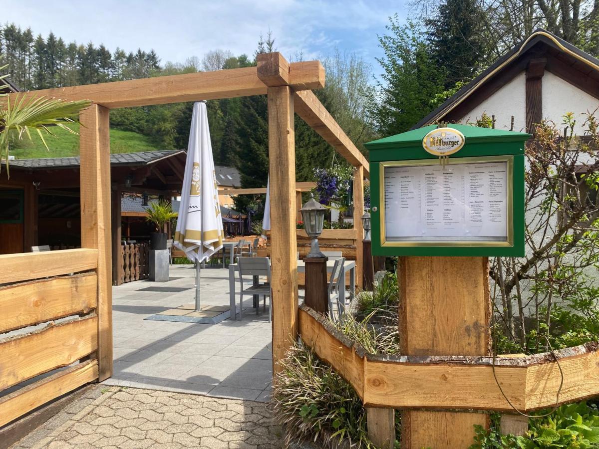 Hotel-Restaurant Theis-Muehle Biersdorf Esterno foto